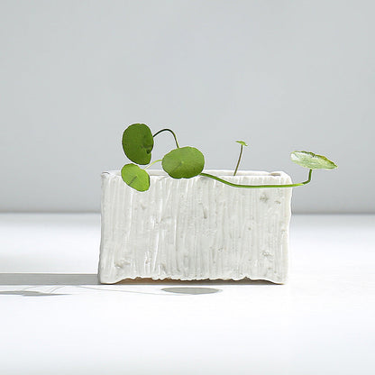 Simple plain fired hydroponic white porcelain flower pot