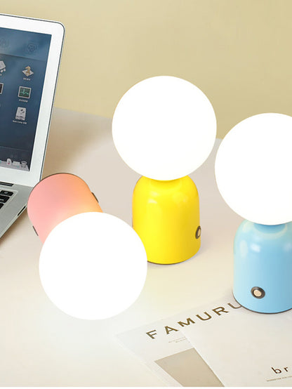 Nordic modern art decorative table lamp