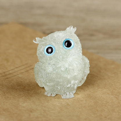 Natural crystal owl ornaments