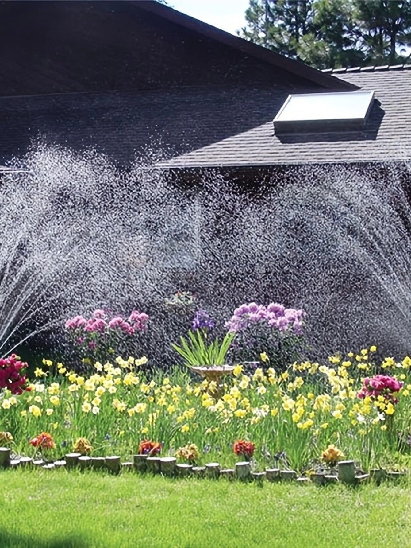 360-degree automatic rotating garden sprinkler