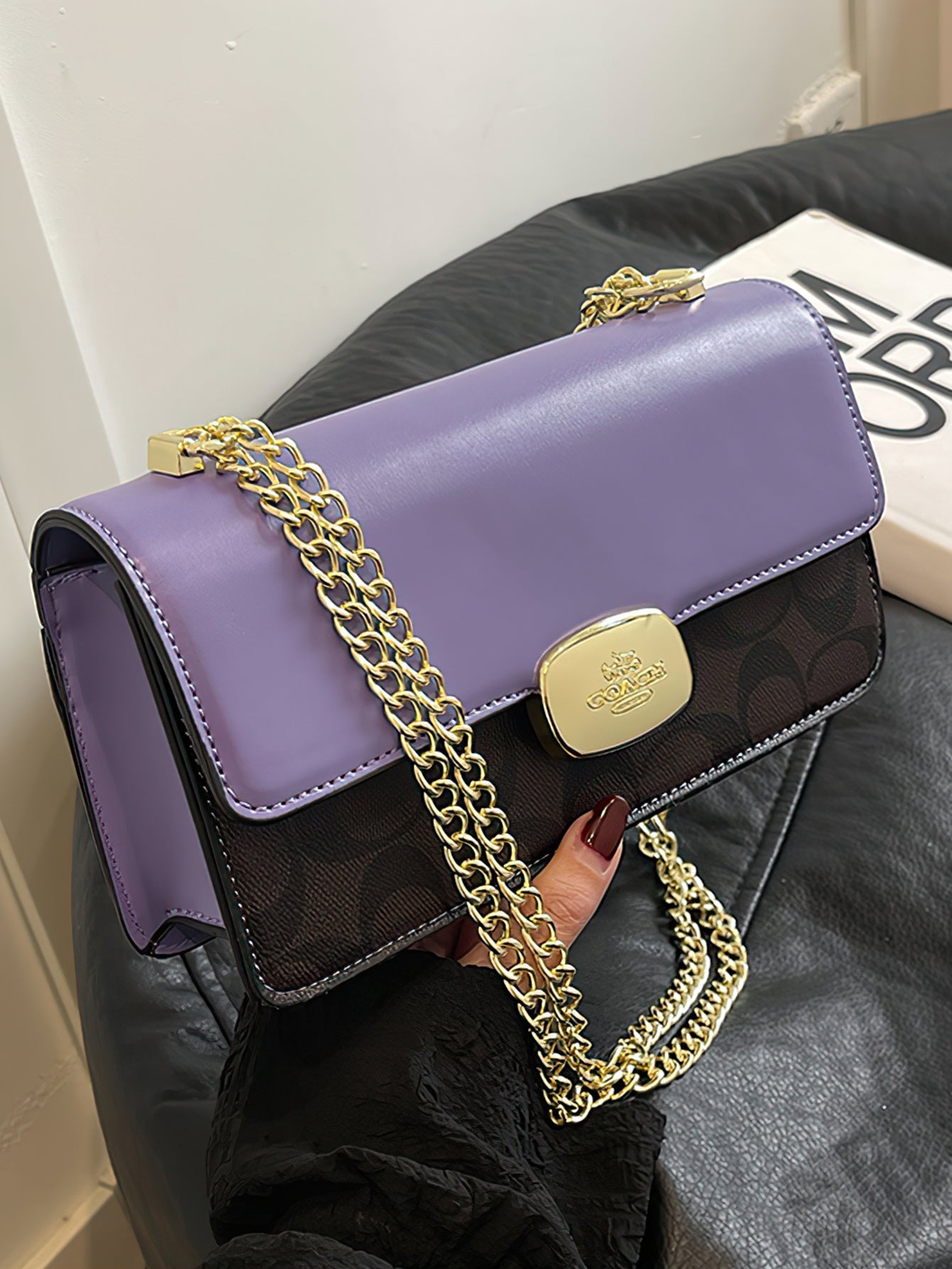 Chic Chain Crossbody Bag: Versatile Mini Square Bag for Effortless Style - 7 Colours