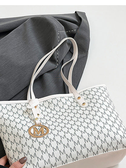 Fashionable retro commuter tote bag