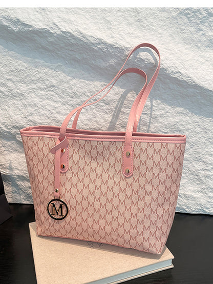 Fashionable retro commuter tote bag