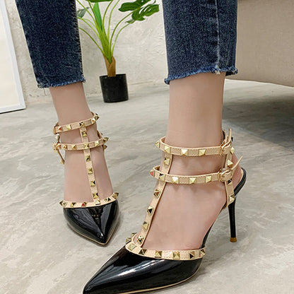 High-heeled casual shoes