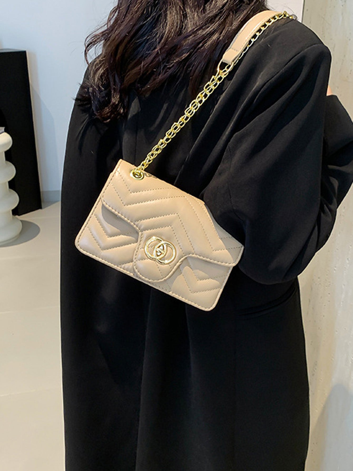 simple shoulder messenger bag