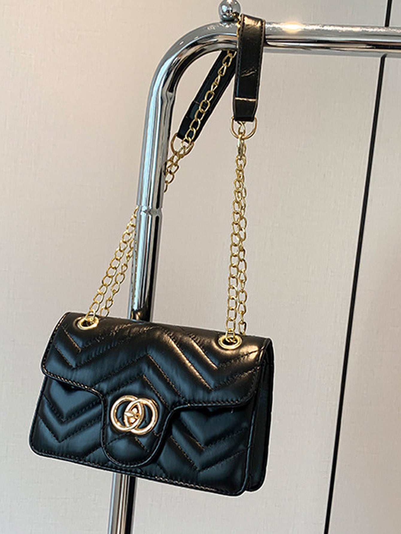 simple shoulder messenger bag