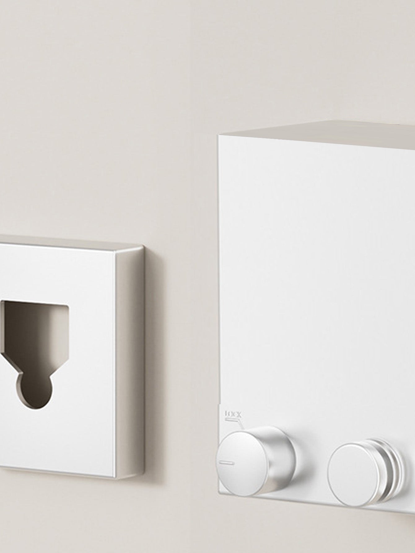 Invisible retractable wall mounted clothesline