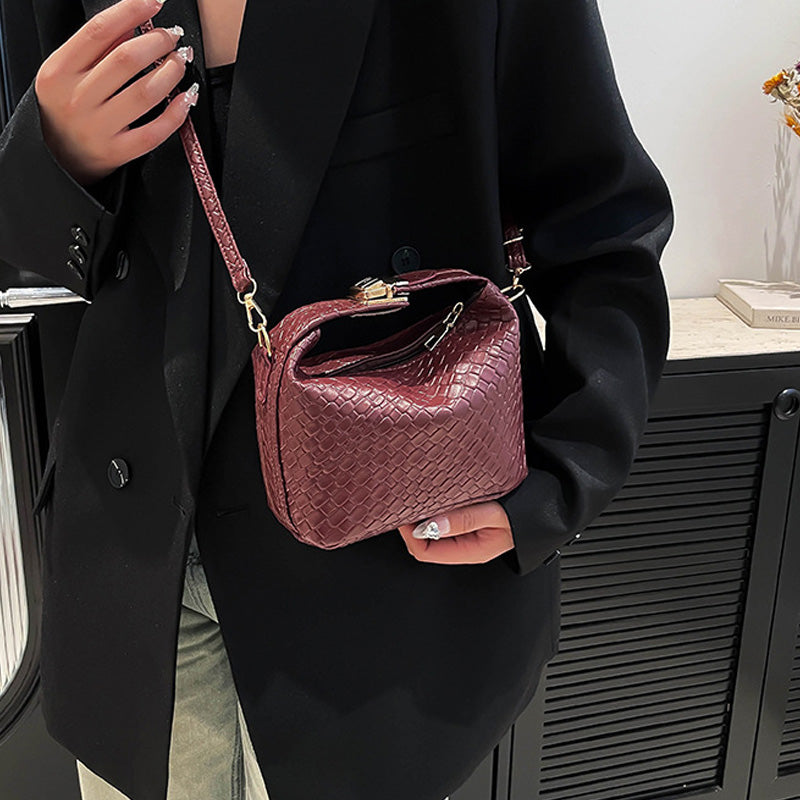 Vintage casual handbag