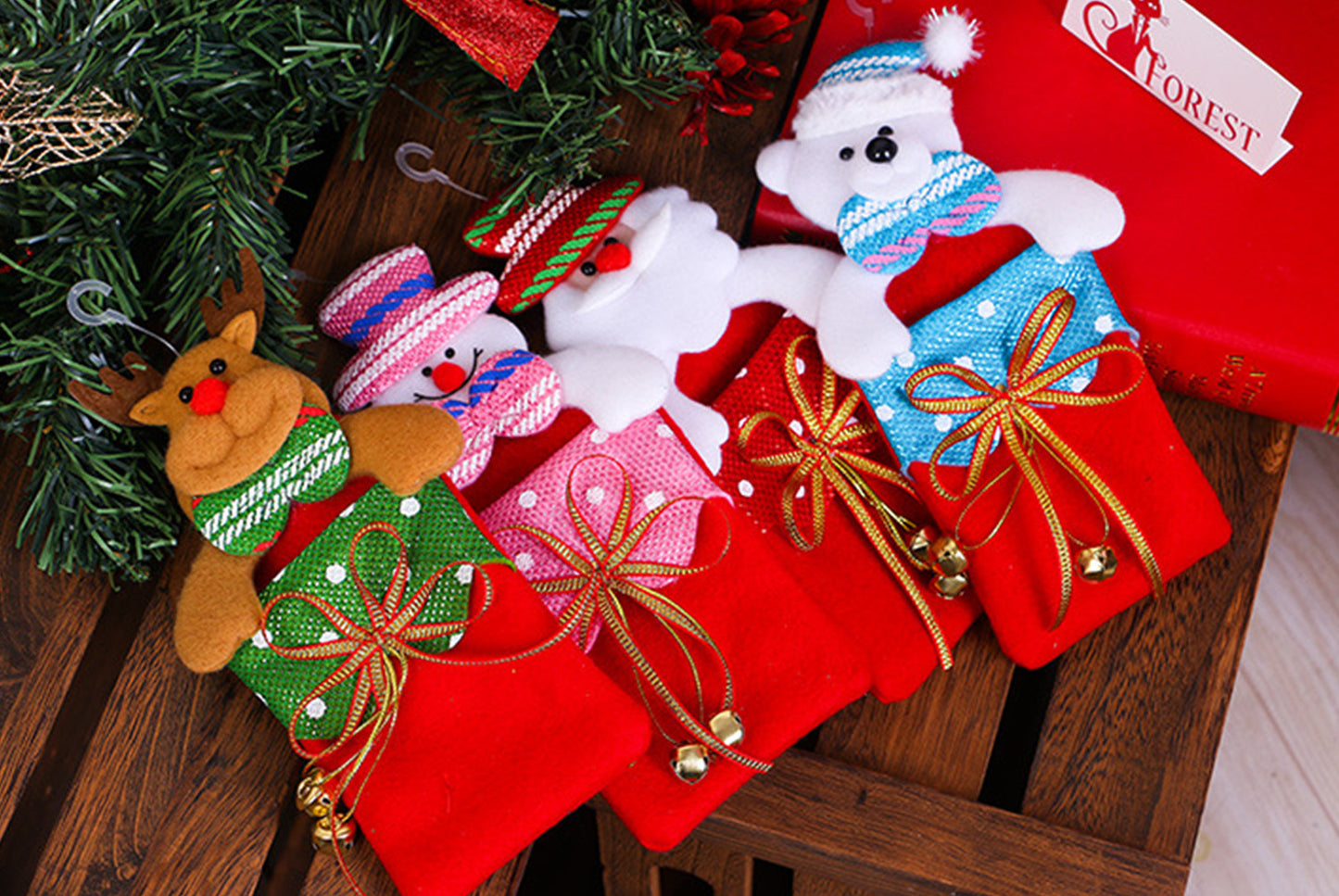 **Christmas Ornament Storage Bag**