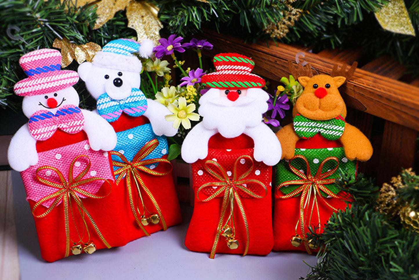 **Christmas Ornament Storage Bag**