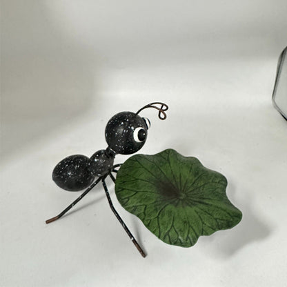 Metal Ant Ornament