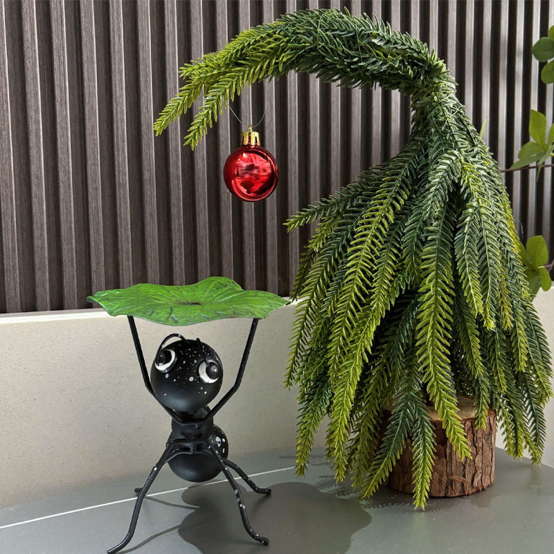 Metal Ant Ornament