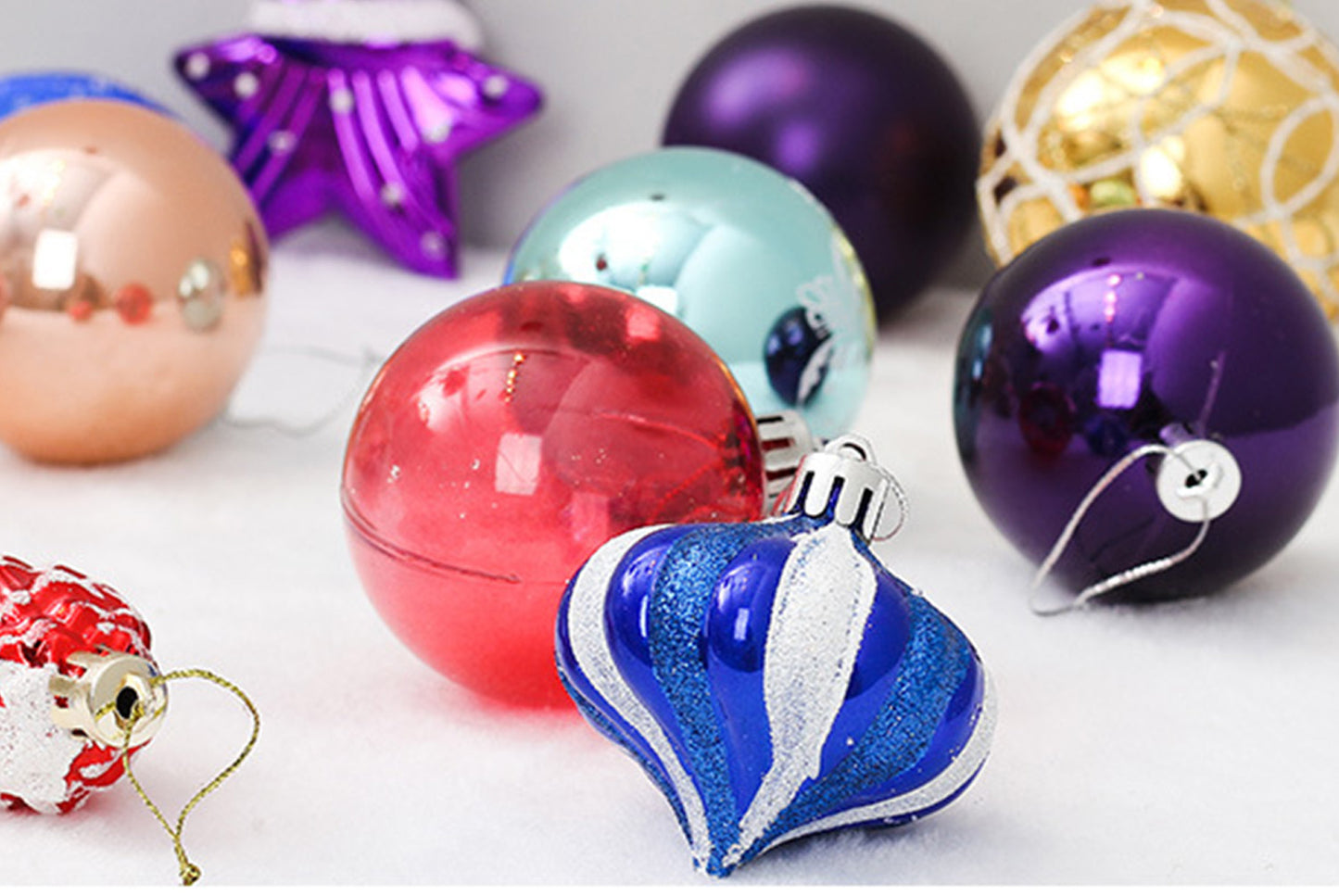 **Christmas Decorative Ball/Snowflake Set**