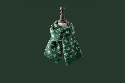 **Christmas Thick Knitted Scarf (Autumn/Winter Warmth Essential)**