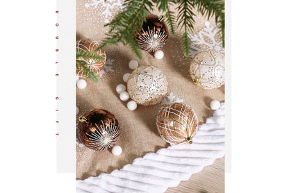 **Set of 6 Painted Christmas Balls**