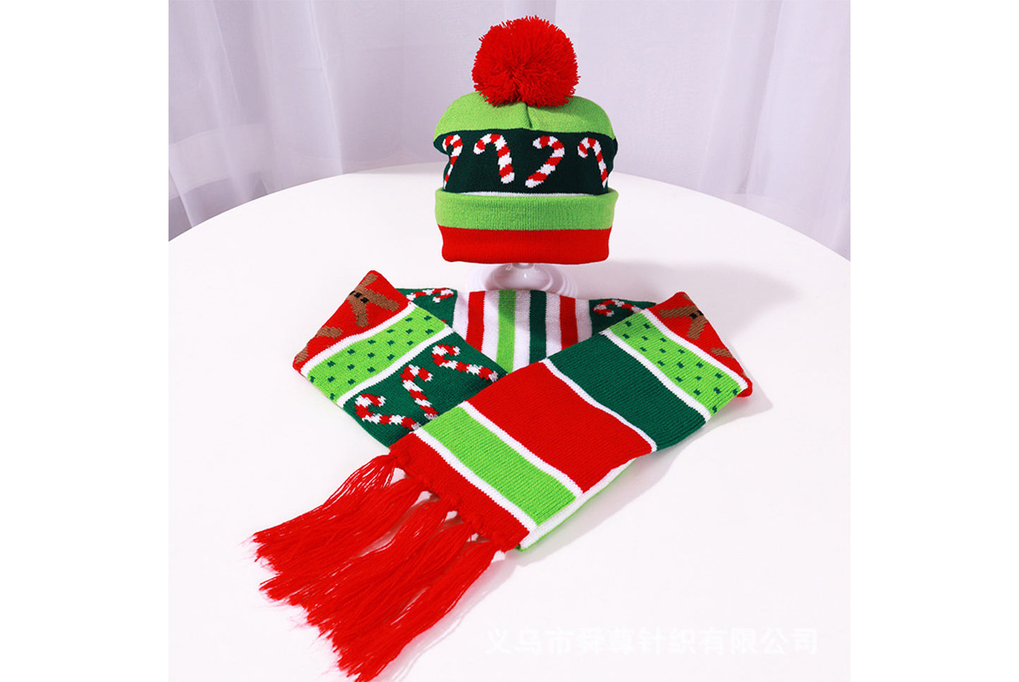 **Christmas LED Light Reindeer Jacquard Scarf**