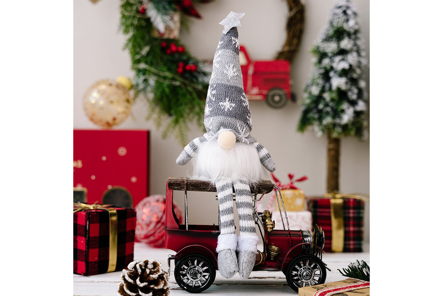 **Christmas Faceless Goblin Doll Set (with Lights)**