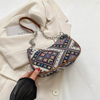 Small square bag under the arm