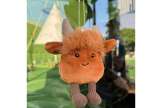 **Highland Cow Plush Doll (Playful Smiling Cow Pendant)**