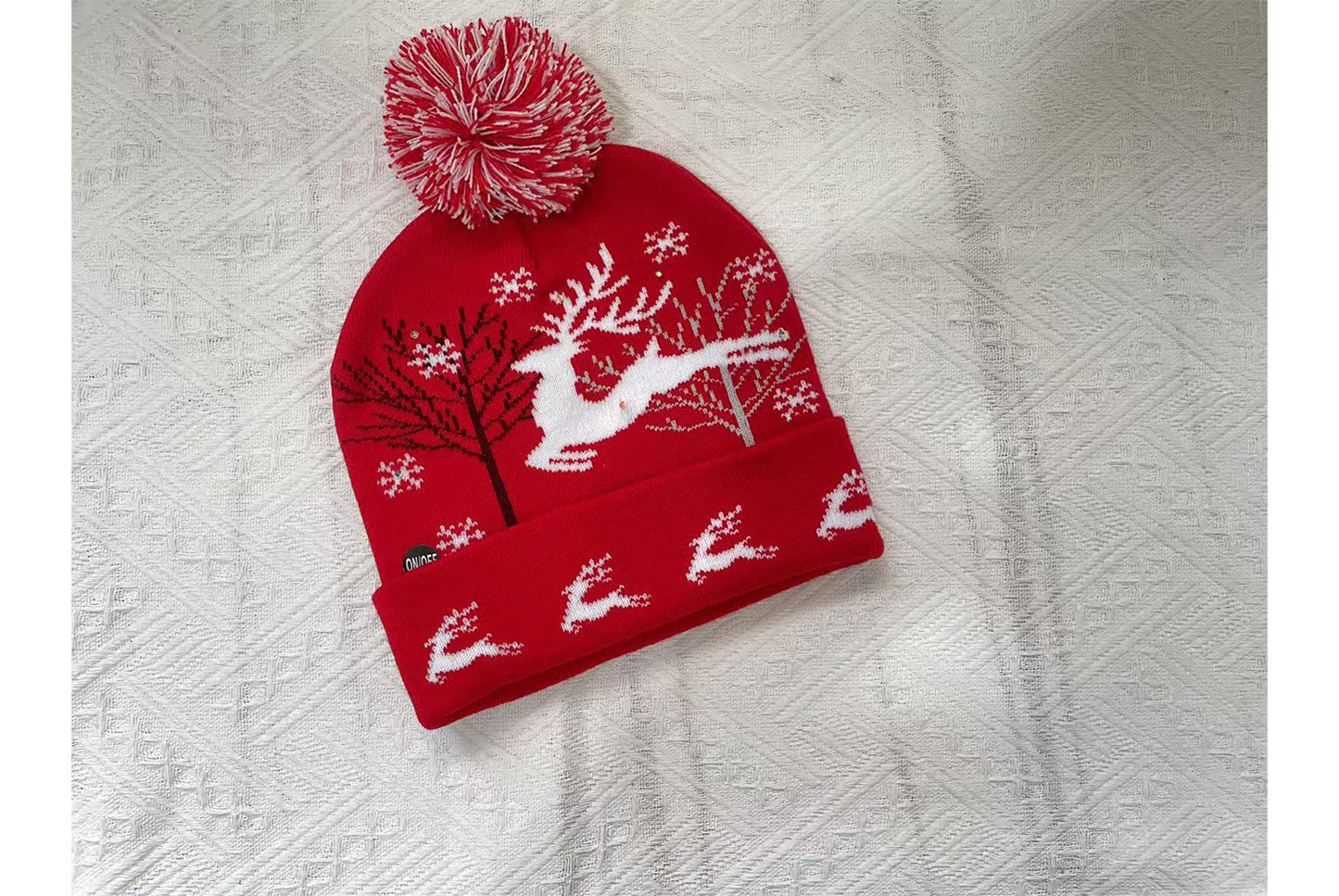 **Christmas Light-Up Wool Hat (Winter Warm Jacquard Knit Hat)**