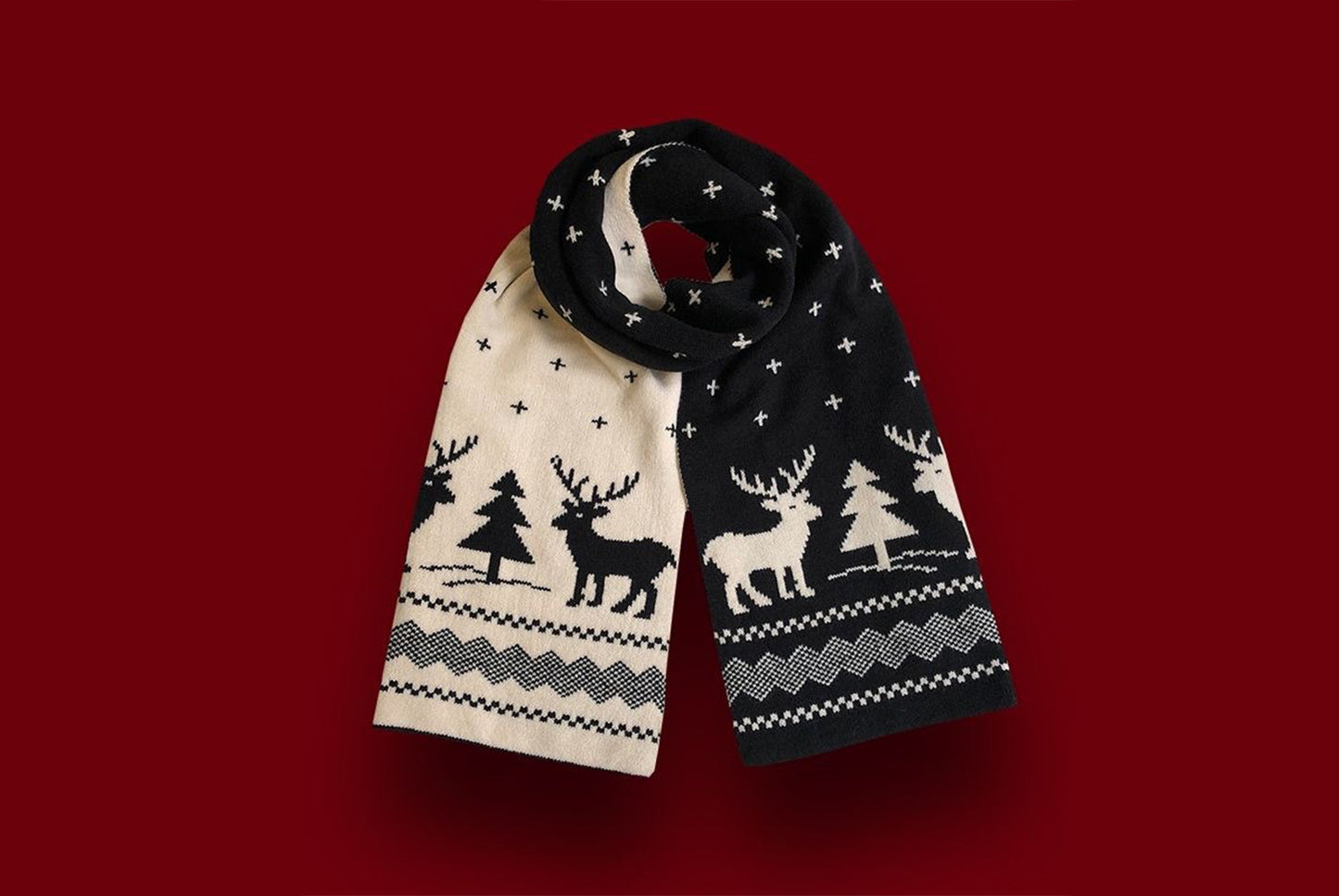 **Christmas Reindeer Knit Scarf (Three Colors Available)**