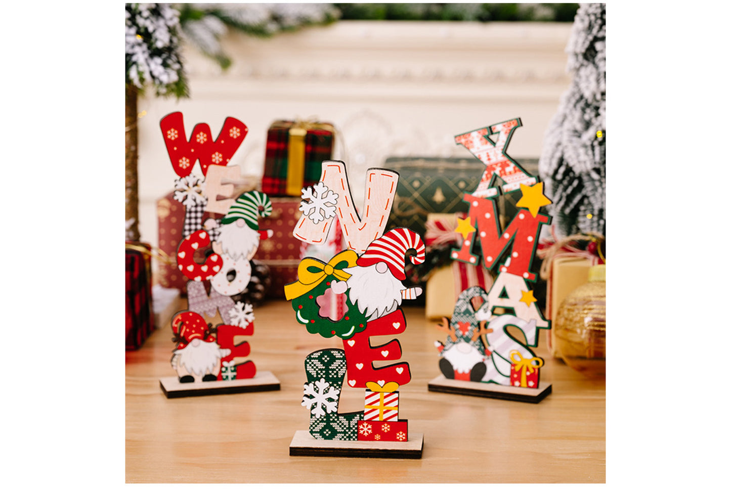 **Christmas Wooden Desktop Ornament**