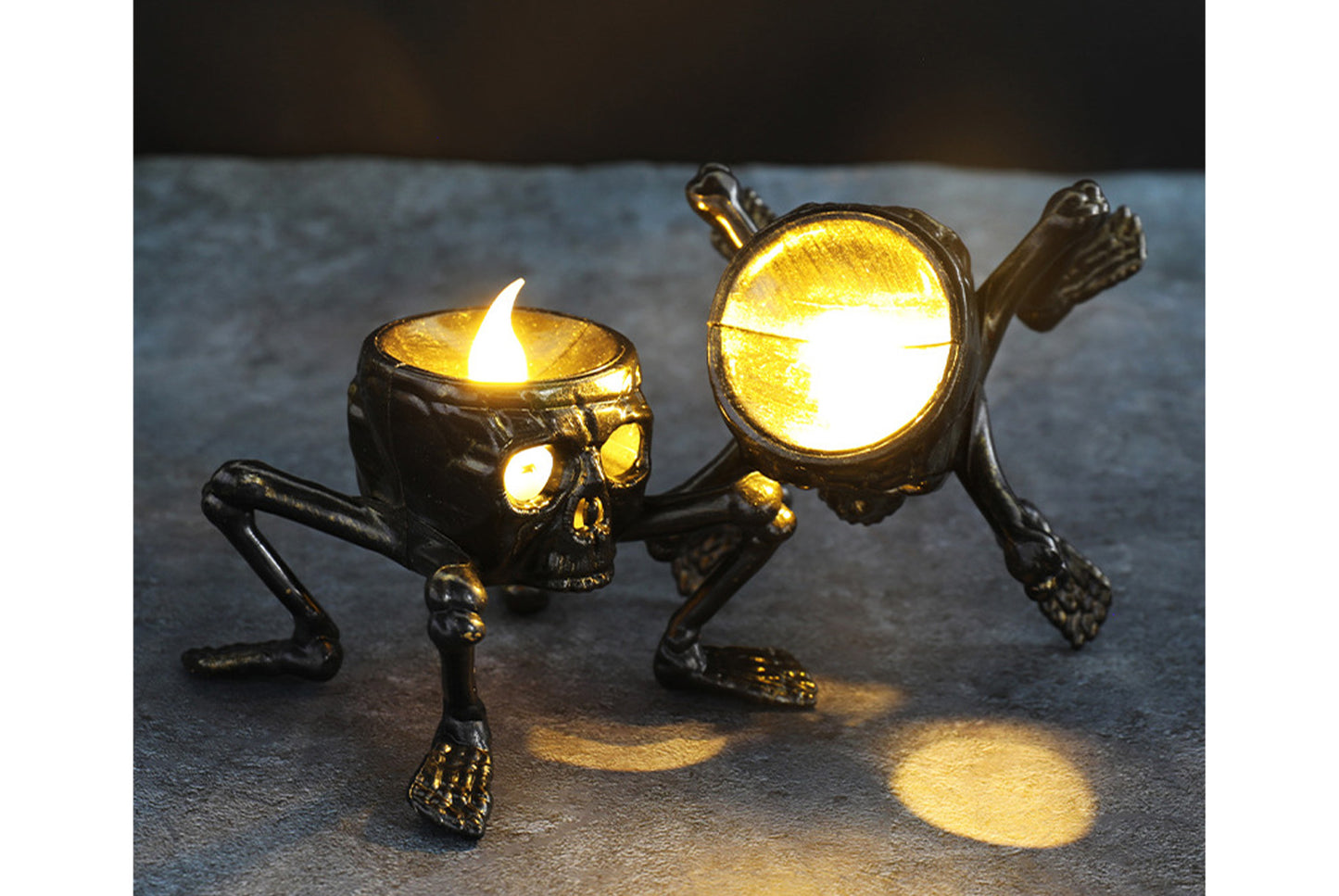**Halloween Skeleton Hand Night Light