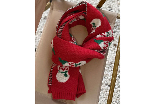 **Christmas Knitted Scarf (Red and Green Available)**