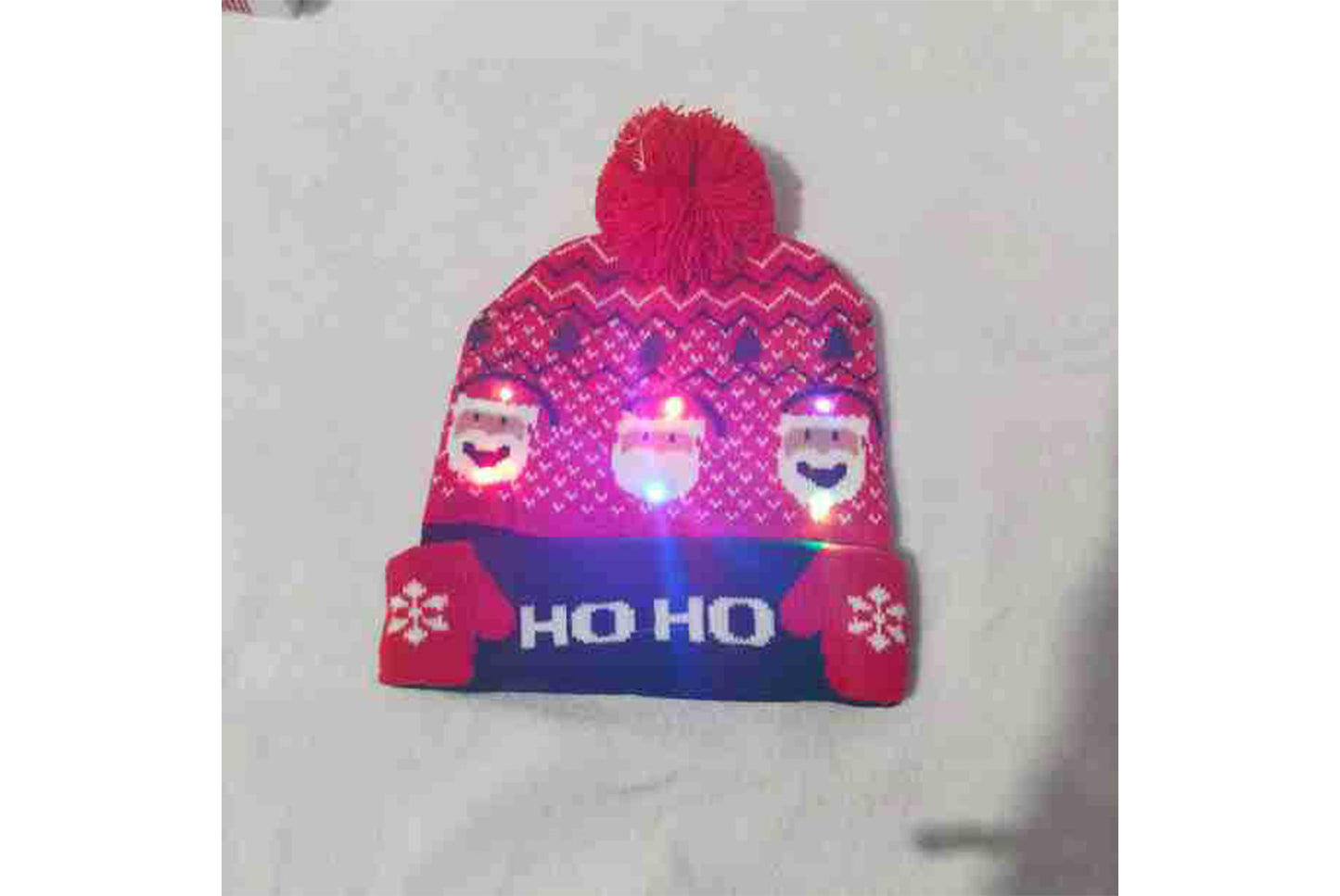 **Christmas LED Pom-Pom Knit Hat (Winter Warm Fold-Up Light-Up Hat)**