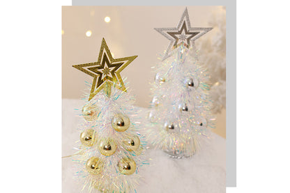 **Mini Wool Christmas Tree Ornament**