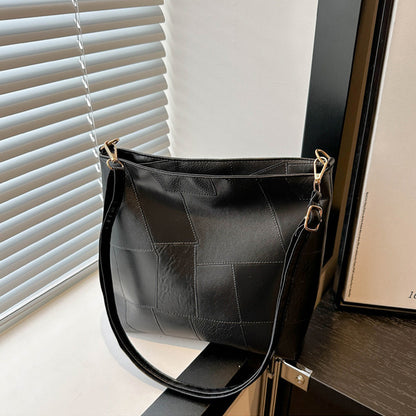 Trendy plaid bag