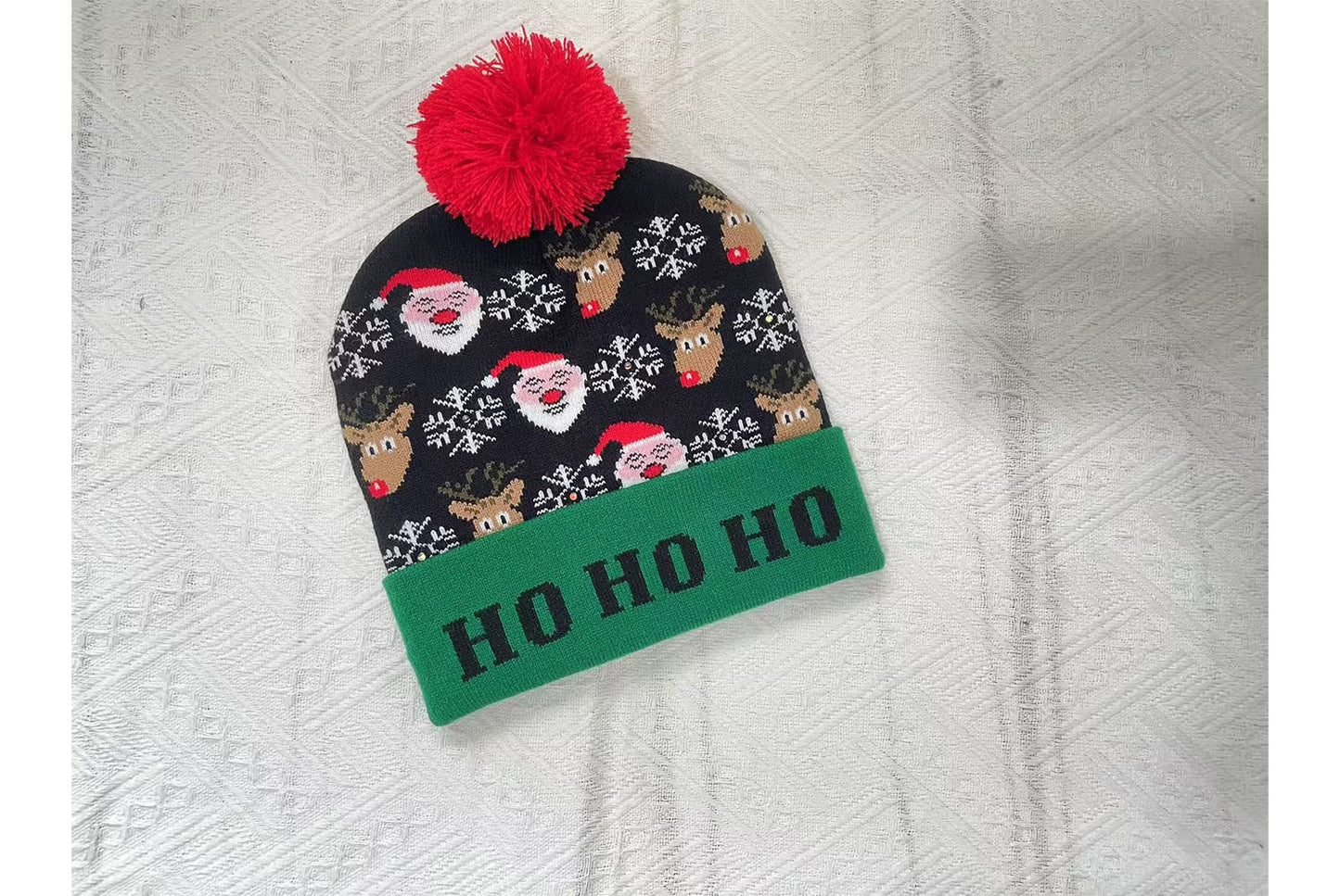 **Christmas Light-Up Wool Hat (Winter Warm Jacquard Knit Hat)**