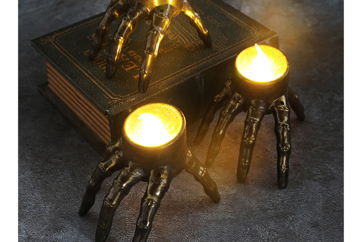**Halloween Skeleton Hand Night Light